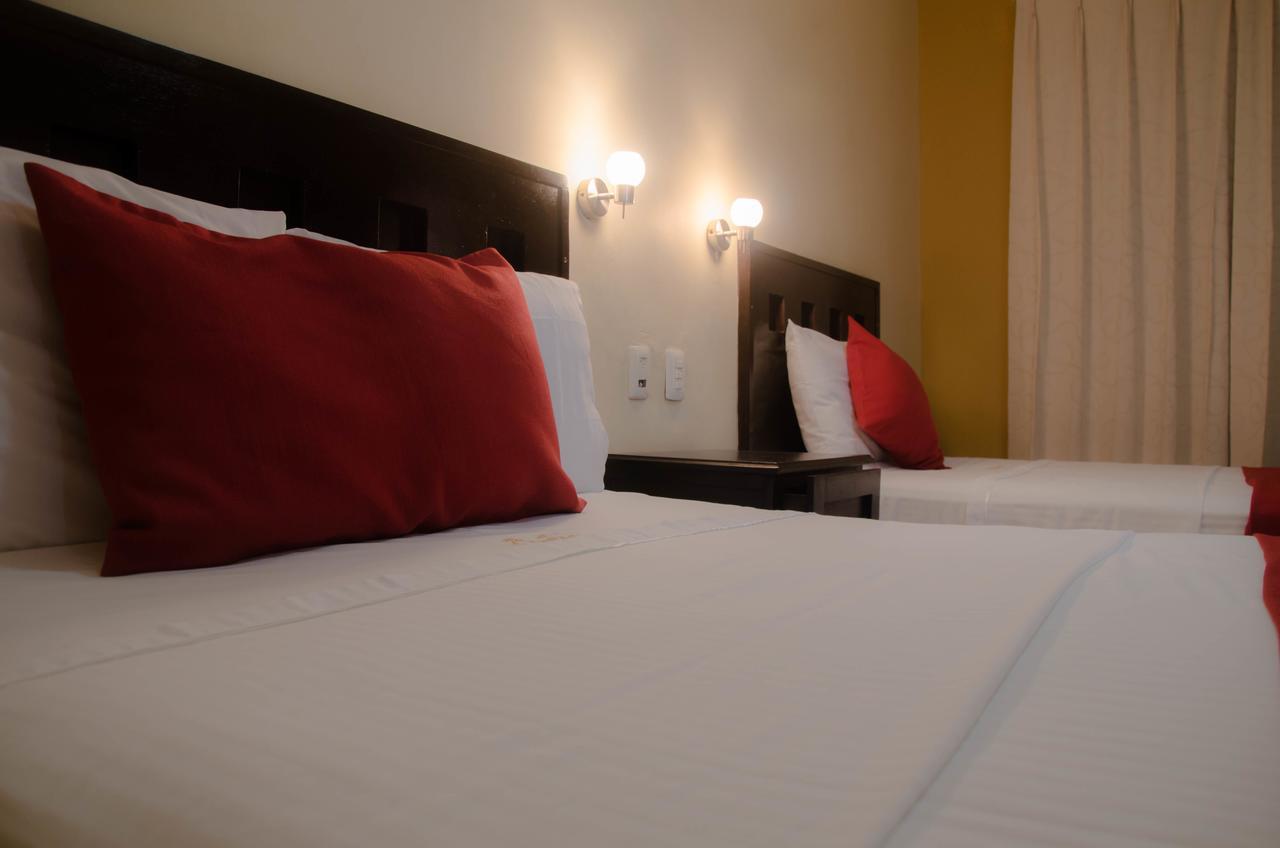 Puerto Bello Hotel แทมปิโก ภายนอก รูปภาพ