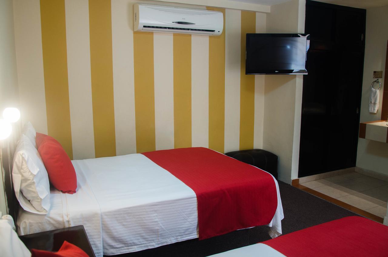 Puerto Bello Hotel แทมปิโก ภายนอก รูปภาพ